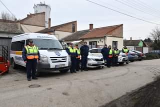 Lehet, hogy egy kép erről: egy vagy több ember és szabadtéri